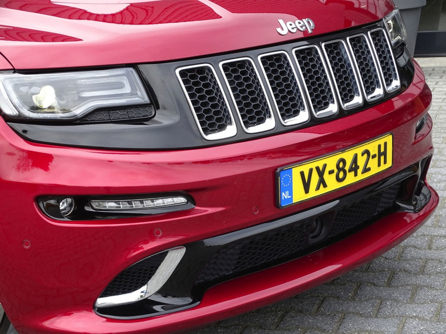 Jeep Grand Cherokee 6.4 V8 HEMI SRT8 469PK / Prins LPG3 / grijs kenteken / *NAP*