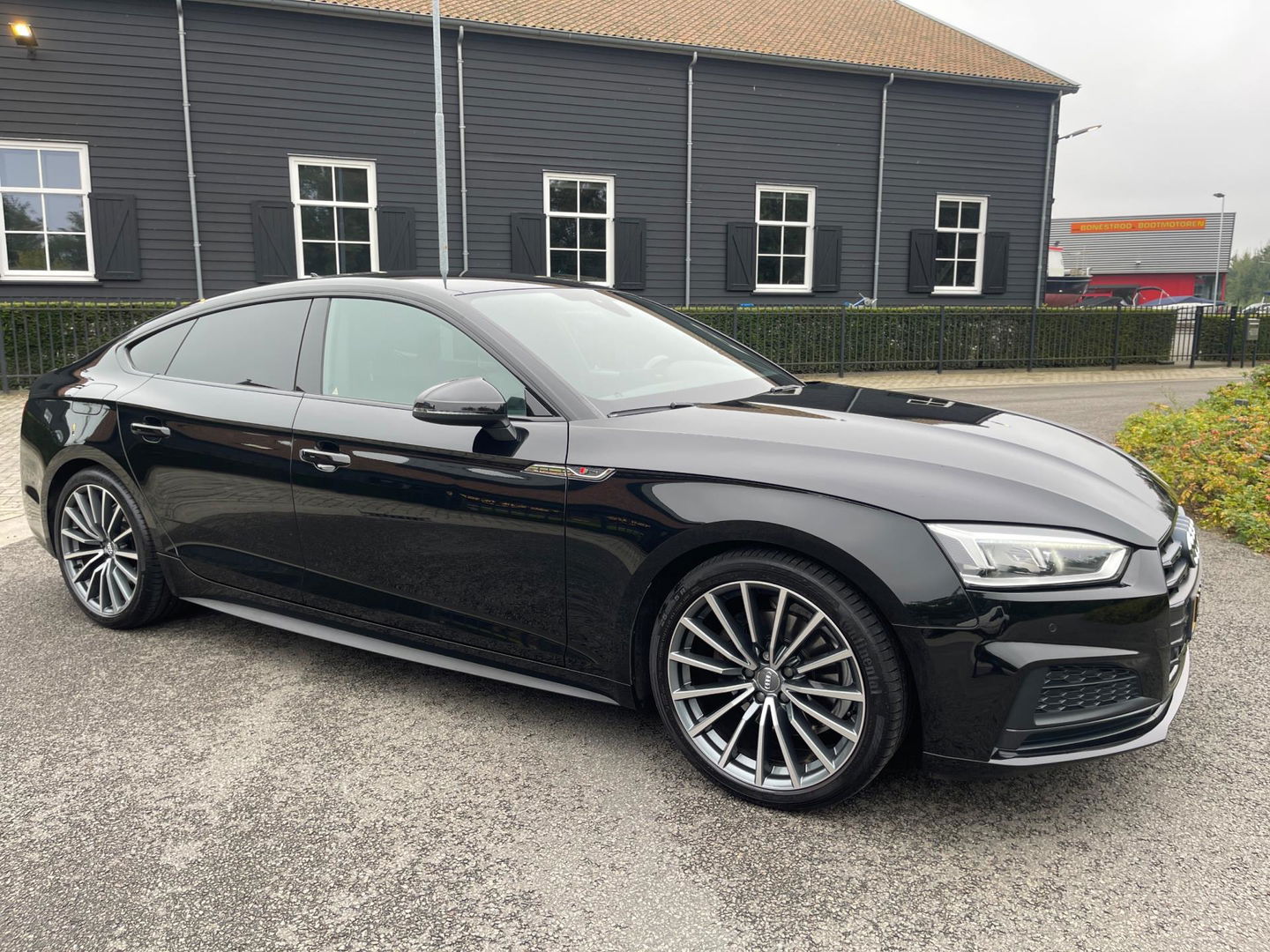 Audi A5 Sportback 2.0 TFSI 190PK MHEV SPORT 2X S-LINE APPLE CARPLAY LED MATRIX