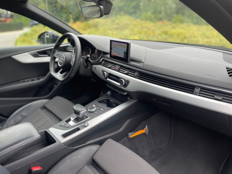 Audi A5 Sportback 2.0 TFSI 190PK MHEV SPORT 2X S-LINE APPLE CARPLAY LED MATRIX