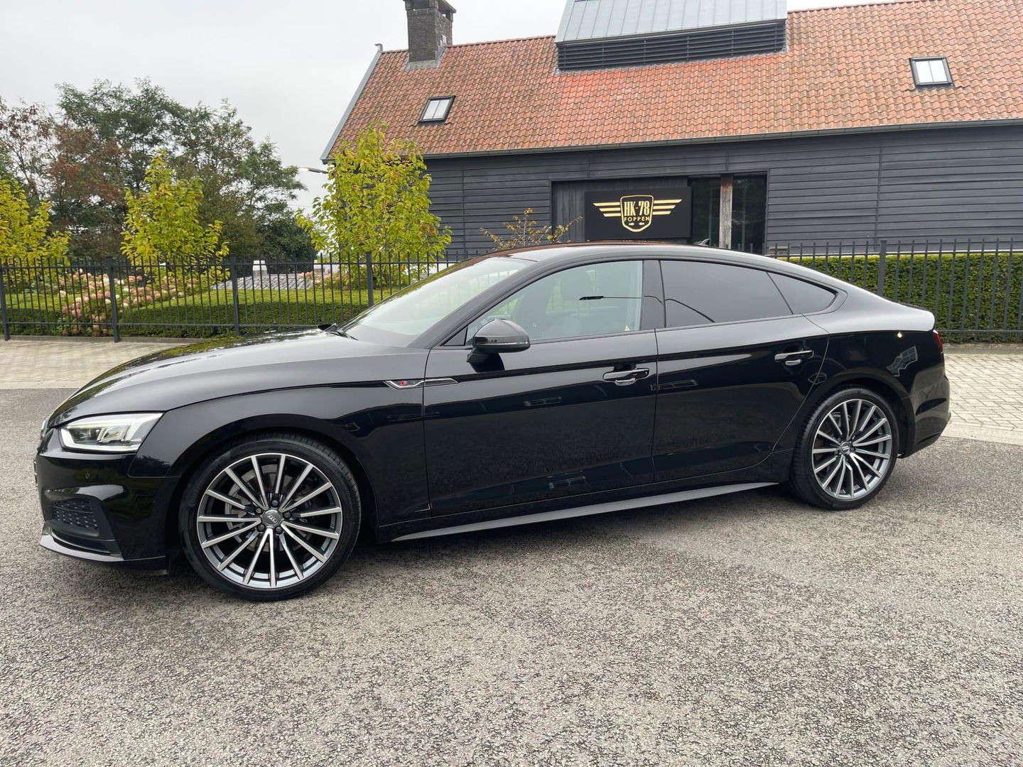 Audi A5 Sportback 2.0 TFSI 190PK MHEV SPORT 2X S-LINE APPLE CARPLAY LED MATRIX