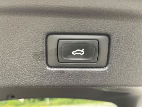 Audi A5 Sportback 2.0 TFSI 190PK MHEV SPORT 2X S-LINE APPLE CARPLAY LED MATRIX