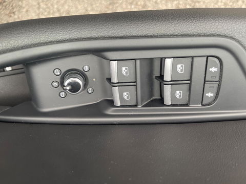 Audi A5 Sportback 2.0 TFSI 190PK MHEV SPORT 2X S-LINE APPLE CARPLAY LED MATRIX