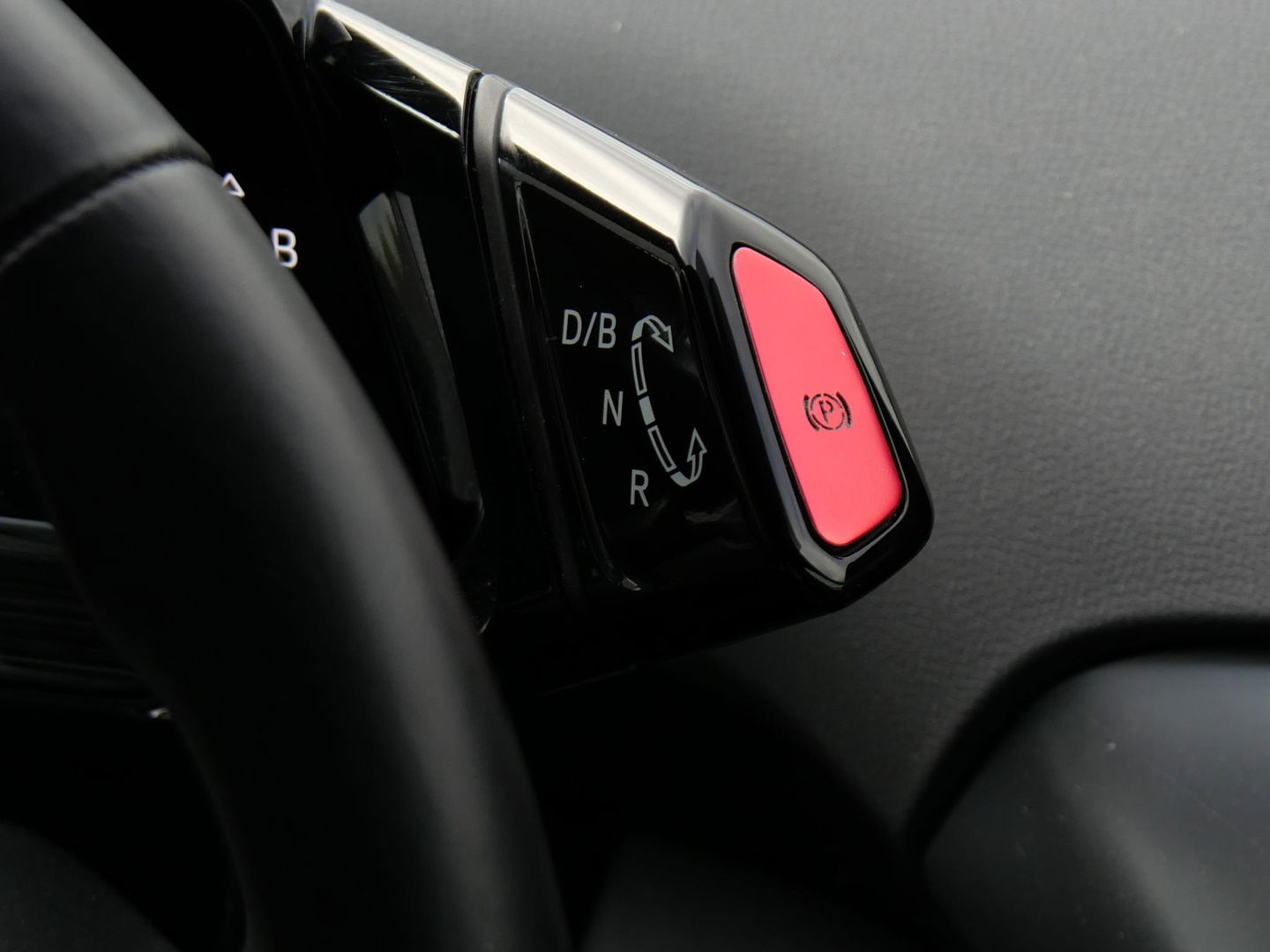 Volkswagen ID.4 1ST 77kWh CAMERA/ KEYLESS/ WEGKL. TREKHAAK