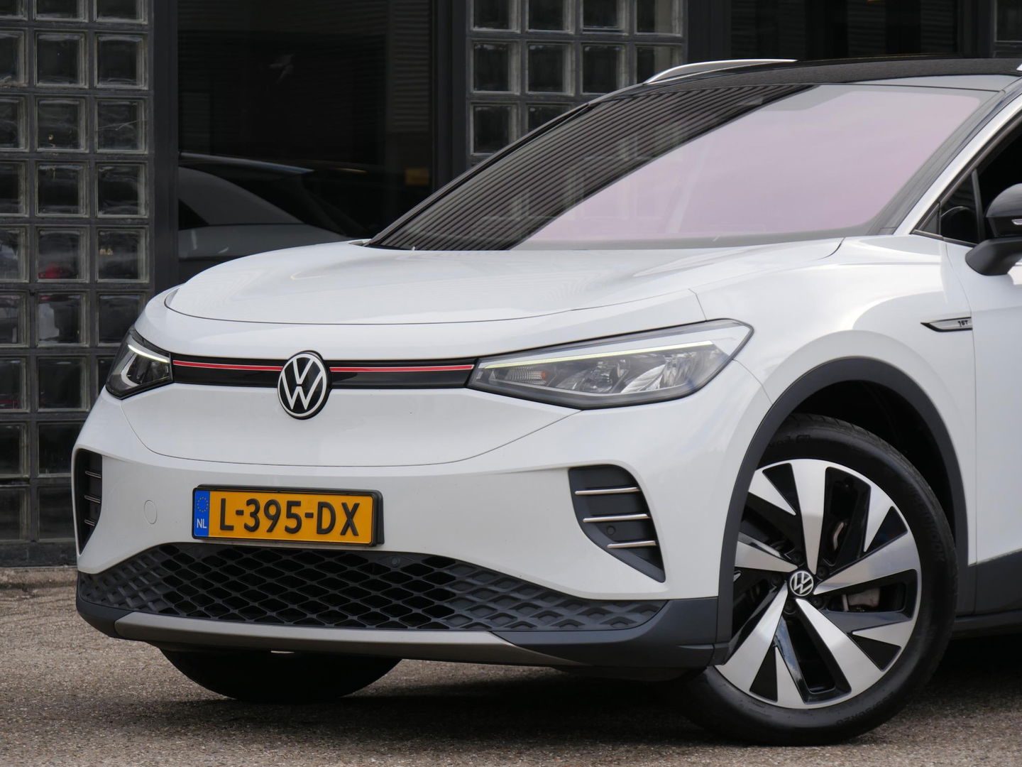 Volkswagen ID.4 1ST 77kWh CAMERA/ KEYLESS/ WEGKL. TREKHAAK