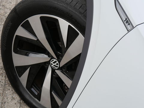 Volkswagen ID.4 1ST 77kWh CAMERA/ KEYLESS/ WEGKL. TREKHAAK