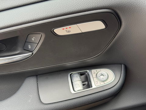 Mercedes-Benz EQV 300 90 kWh L3 Extra lang - 8 Ztiplaatsen - 07-2024 - Apple Carplay
