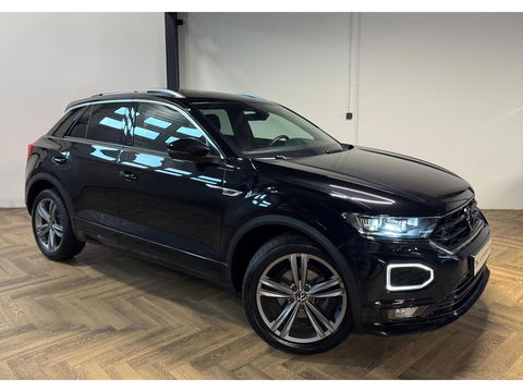 Volkswagen T-Roc 1.5 TSI R-Line PANO KEYLESS
