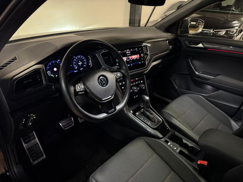 Volkswagen T-Roc 1.5 TSI R-Line PANO KEYLESS