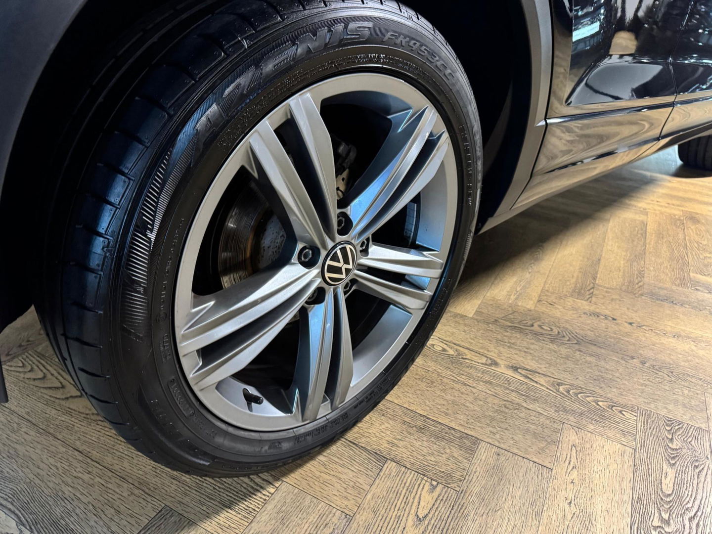 Volkswagen T-Roc 1.5 TSI R-Line PANO KEYLESS