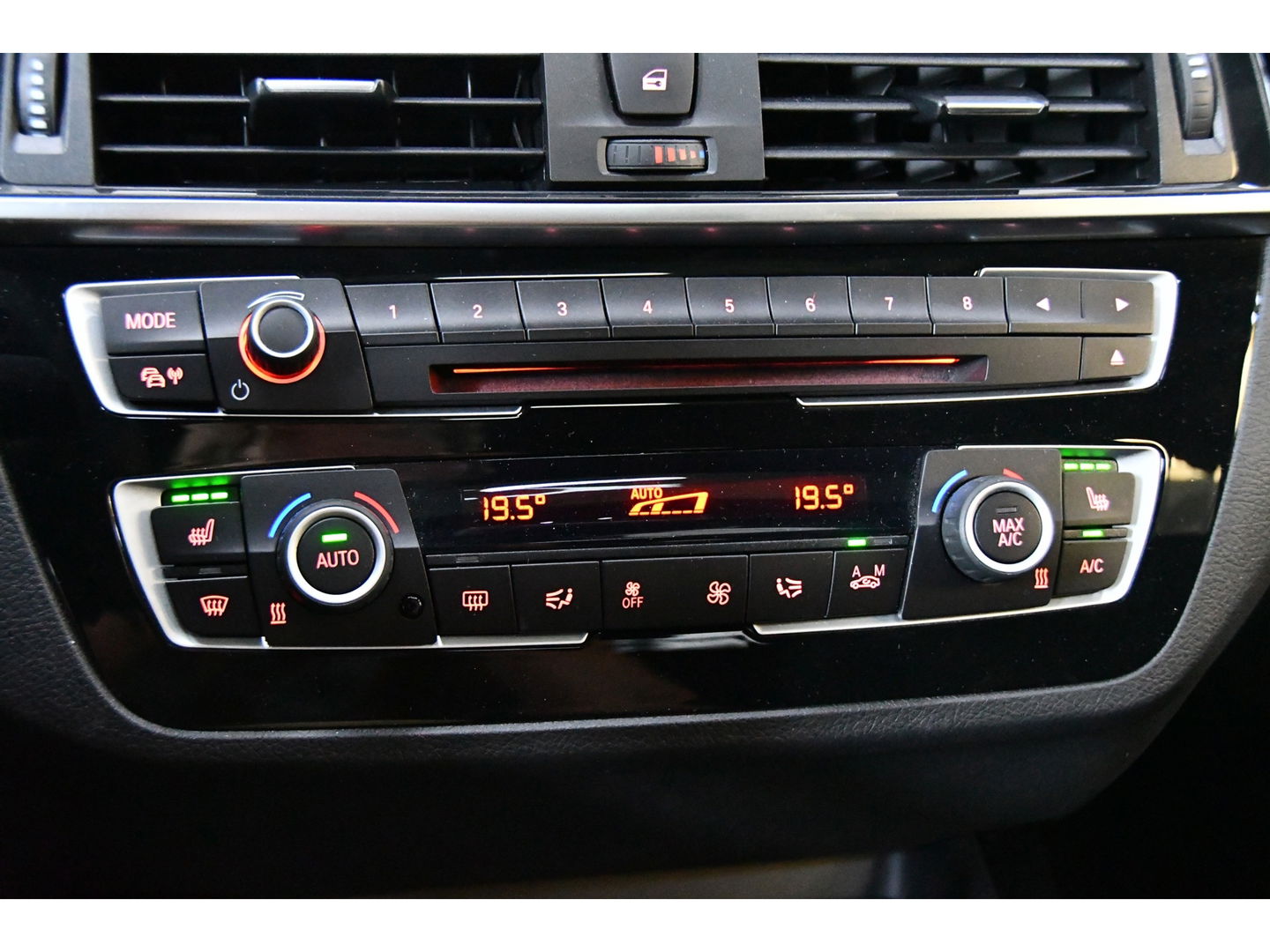 BMW 1-serie 118i Sport Line Edition, Schuifkanteldak, Navi