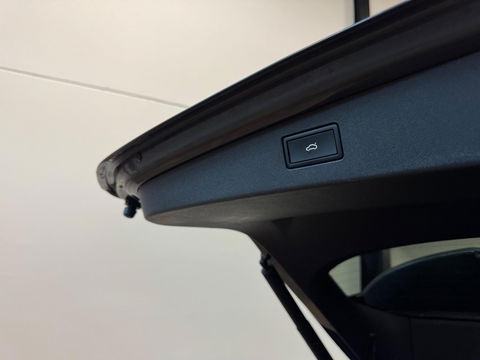 Volkswagen Tiguan 1.5 eTSI R-Line Edition PANO KEYLESS