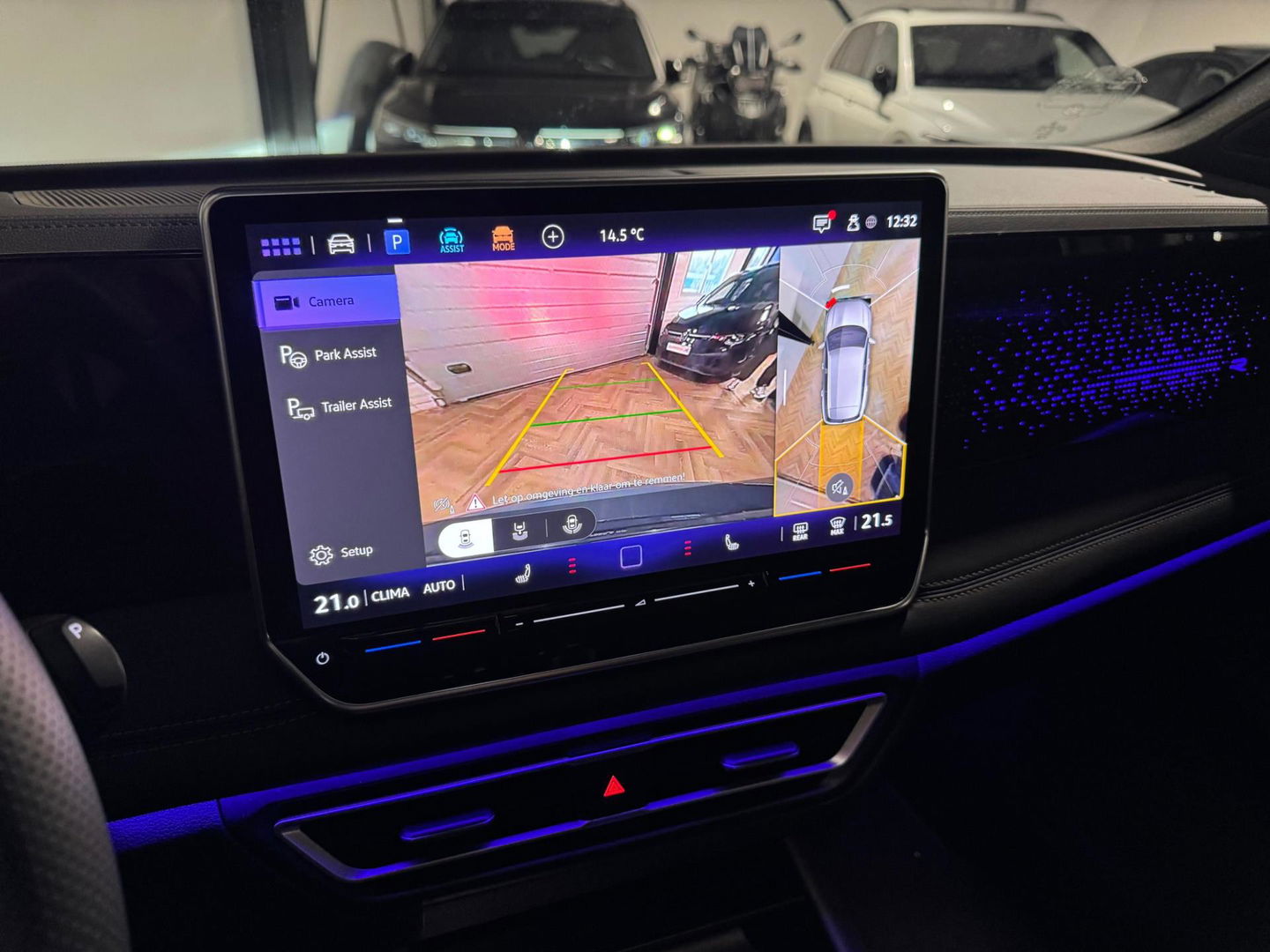 Volkswagen Tiguan 1.5 eTSI R-Line Edition PANO KEYLESS