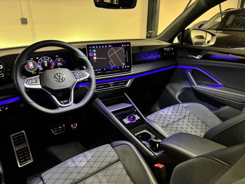 Volkswagen Tiguan 1.5 eTSI R-Line Edition PANO KEYLESS