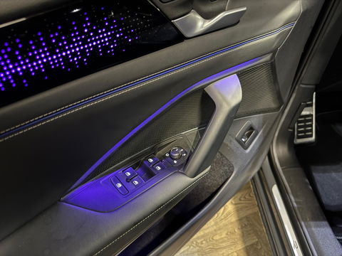 Volkswagen Tiguan 1.5 eTSI R-Line Edition PANO KEYLESS