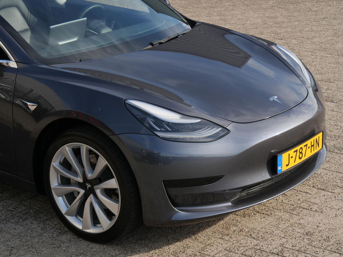 Tesla Model 3 RWD PLUS 60kWh/ 19INCH VELGEN/ PREMIUM AUDIO