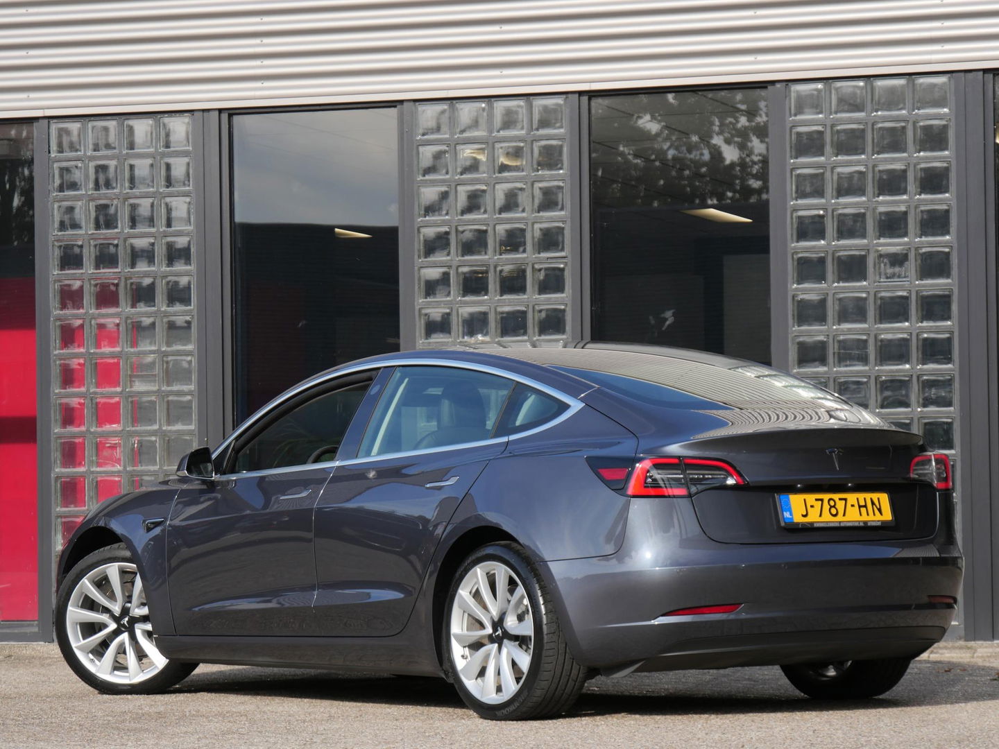 Tesla Model 3 RWD PLUS 60kWh/ 19INCH VELGEN/ PREMIUM AUDIO