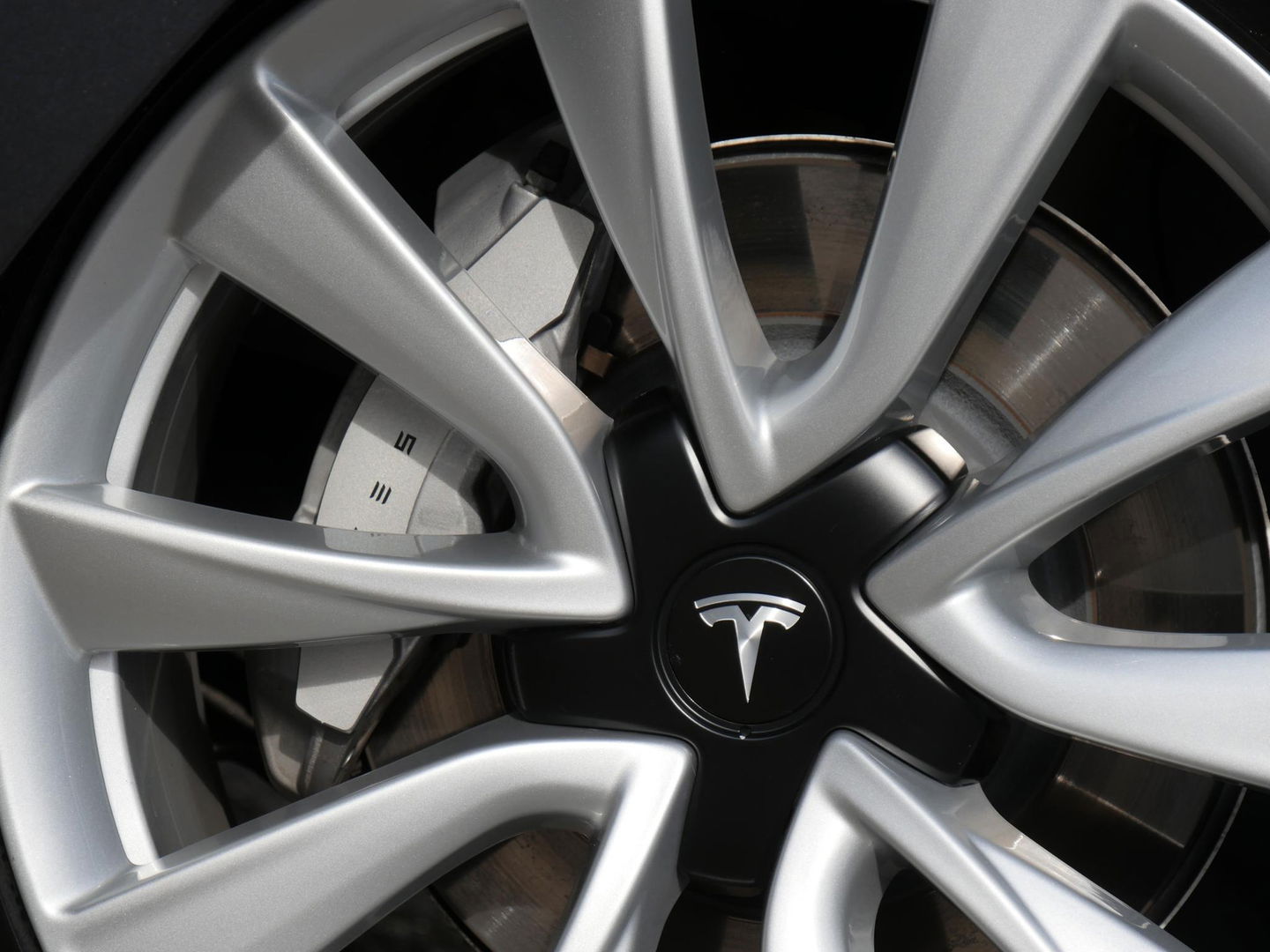 Tesla Model 3 RWD PLUS 60kWh/ 19INCH VELGEN/ PREMIUM AUDIO