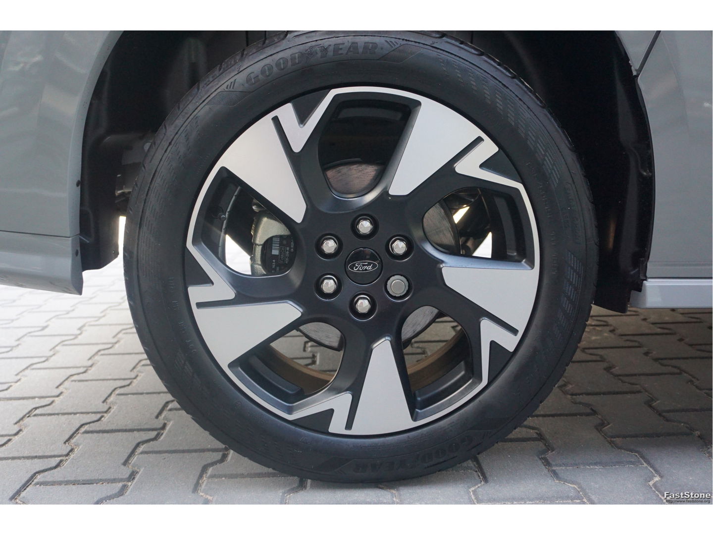 Ford Transit Custom 320S 170PK Sport AUT AWD BPM VRIJ!! ACC, Trekhaak, 360° Cam, 19" LM, 2x Elek. Schuifdeur!! NR. A252