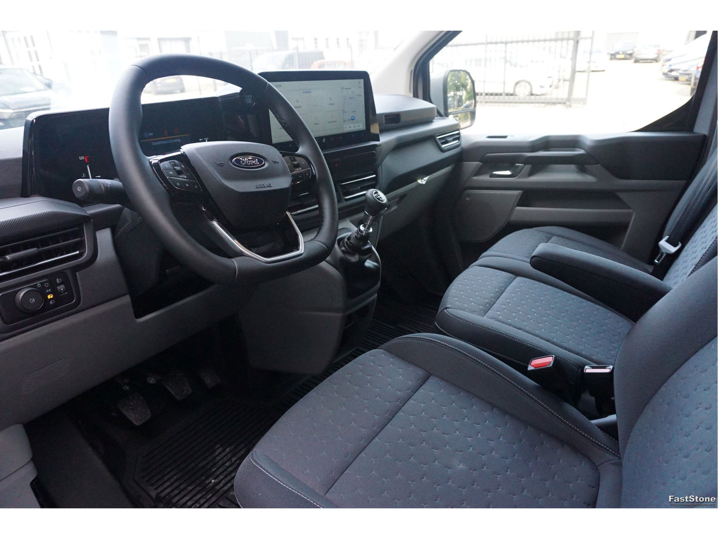 Ford Transit Custom 300L 150PK Limited BPM VRIJ!! Navi, Cam, Adap. Cruise, 16" LM, Trekhaak!! NR. A52*