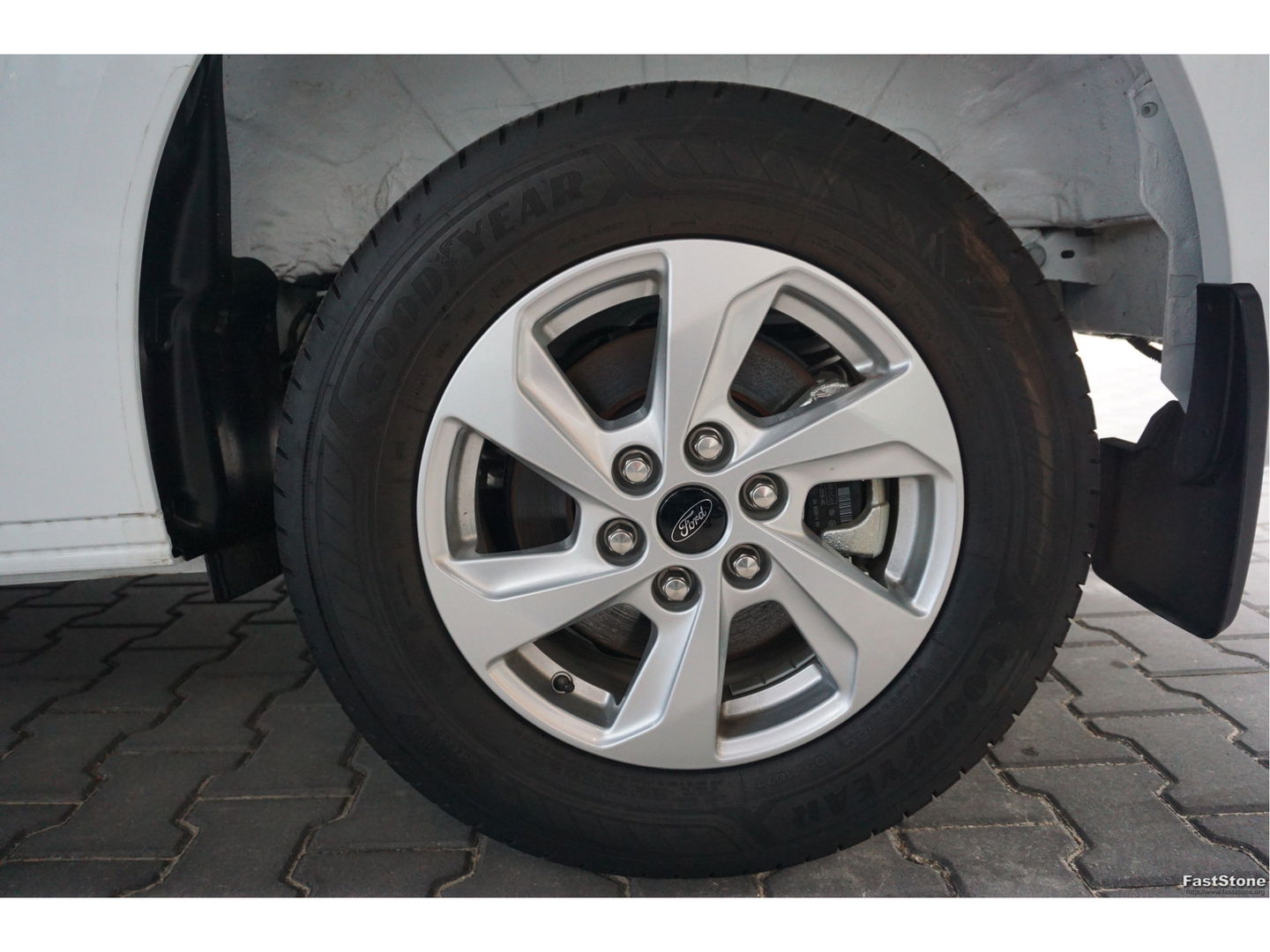 Ford Transit Custom 300L 136PK Limited AUT BPM VRIJ!! Navi, Cam, Adap. Cruise, 16" LM, Trekhaak!! NR. A70