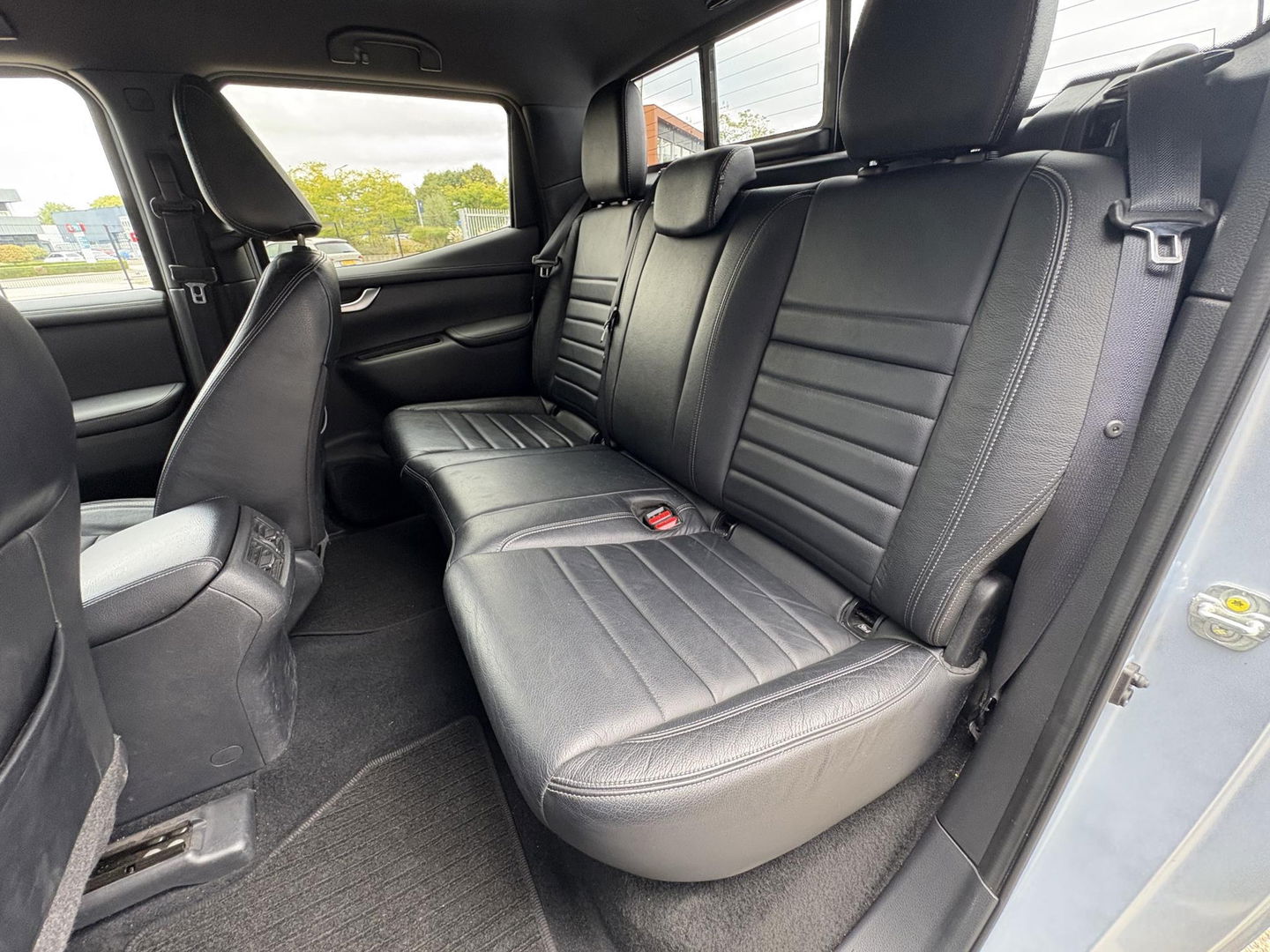 Mercedes-Benz X-Klasse 350 d 4-MATIC Power 260PK V6 | ACHTERBANK | 360 GRADEN | LEER |