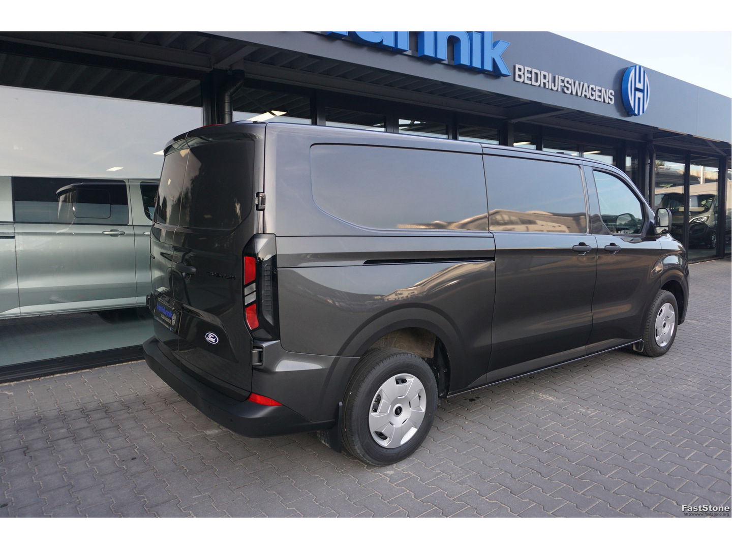 Ford Transit Custom 320L 136PK Trend AUT BPM VRIJ!! 13" Sync Navi, Camera, Adap Cruise 2x Schuifdeur!! NR. A245