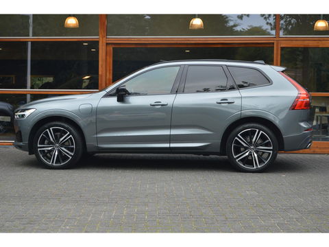 Volvo XC60 T8 Hybride AWD R-Design | Stuurverwarming | Cruise-Control | Schuif/Kantel-dak | Stoelverwarming |