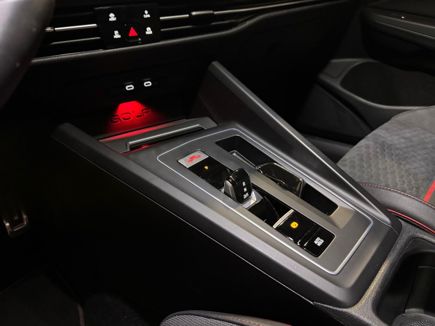 Volkswagen Golf 2.0 TSI GTI CLUBSPORT 45' PANO AKRA KEYLESS'