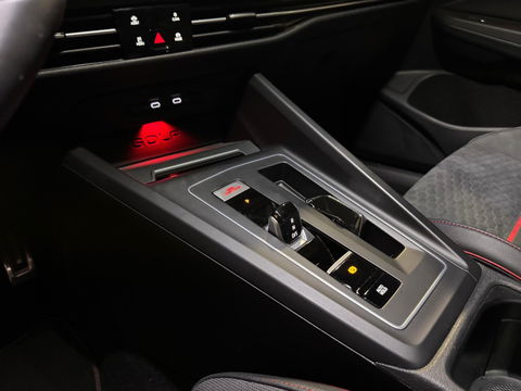 Volkswagen Golf 2.0 TSI GTI CLUBSPORT 45' PANO AKRA KEYLESS'
