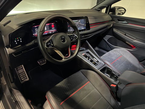 Volkswagen Golf 2.0 TSI GTI CLUBSPORT 45' PANO AKRA KEYLESS'