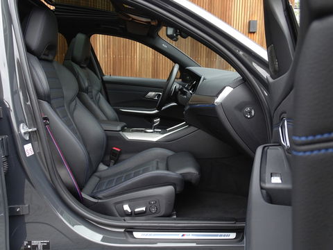 BMW 3-serie 330e 292PK M-Sport / Dravitgrau / Laser / ACC / 360° / Head-up /