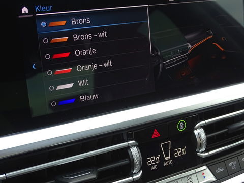 BMW 3-serie 330e 292PK M-Sport / Dravitgrau / Laser / ACC / 360° / Head-up /