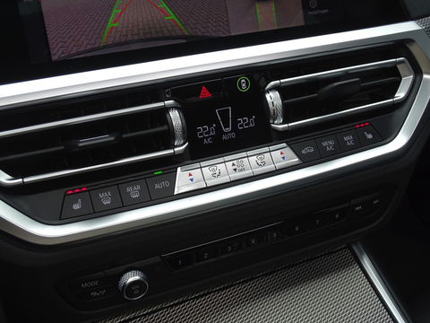 BMW 3-serie 330e 292PK M-Sport / Dravitgrau / Laser / ACC / 360° / Head-up /