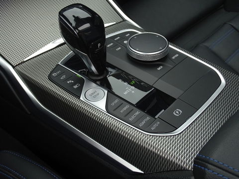 BMW 3-serie 330e 292PK M-Sport / Dravitgrau / Laser / ACC / 360° / Head-up /
