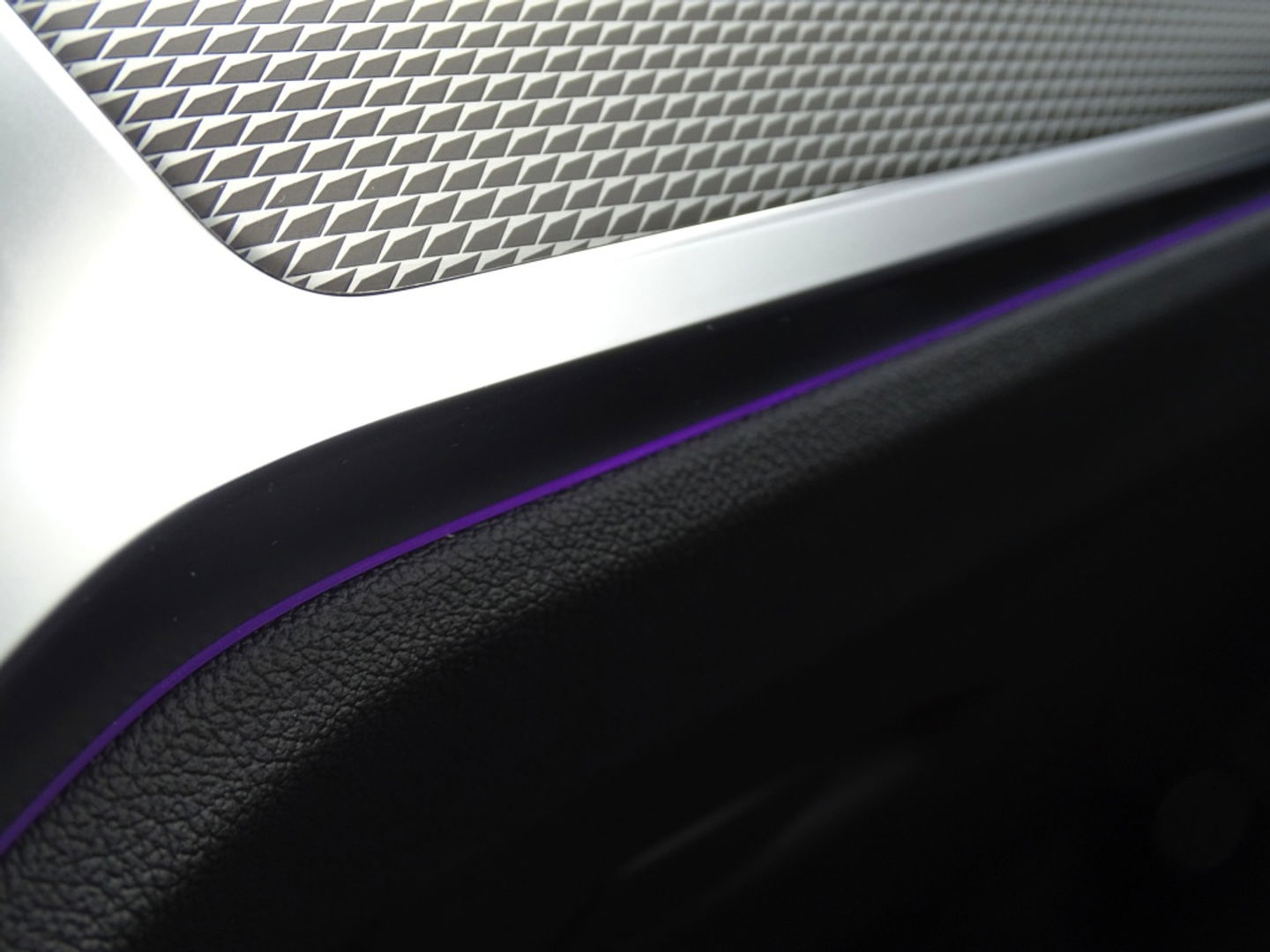 BMW 3-serie 330e 292PK M-Sport / Dravitgrau / Laser / ACC / 360° / Head-up /