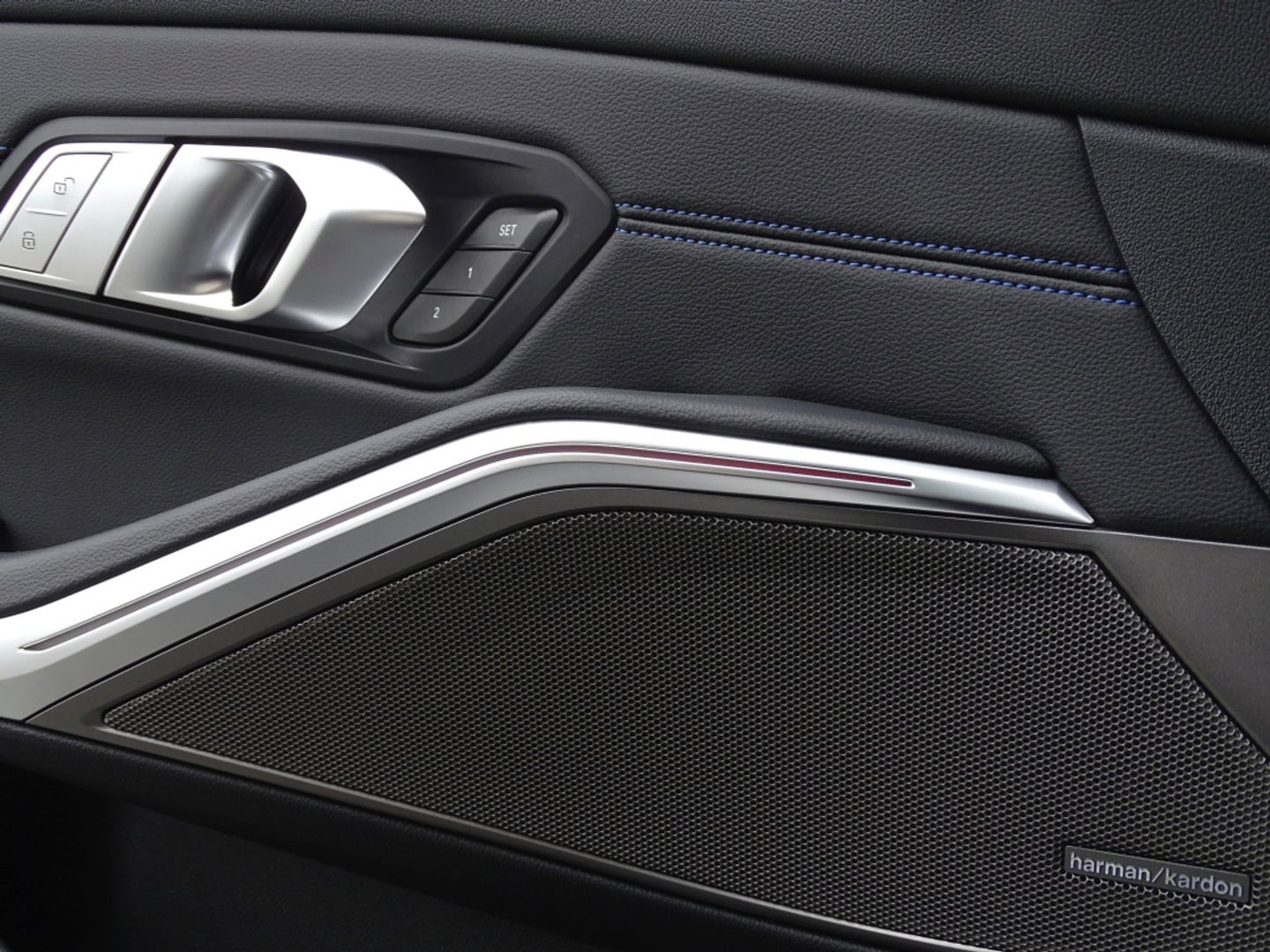 BMW 3-serie 330e 292PK M-Sport / Dravitgrau / Laser / ACC / 360° / Head-up /