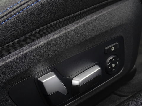 BMW 3-serie 330e 292PK M-Sport / Dravitgrau / Laser / ACC / 360° / Head-up /