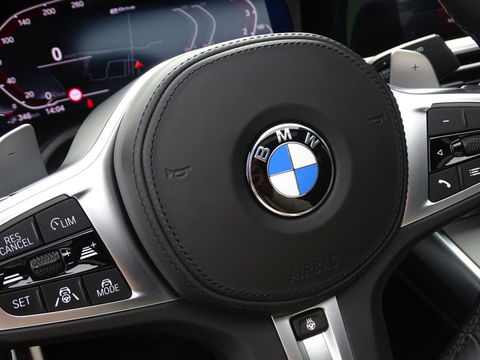 BMW 3-serie 330e 292PK M-Sport / Dravitgrau / Laser / ACC / 360° / Head-up /
