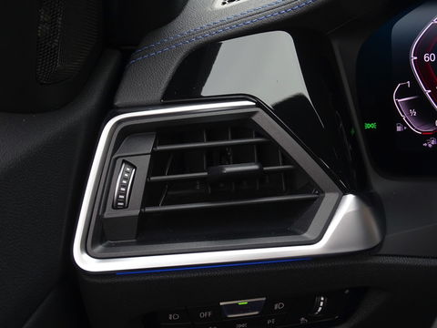 BMW 3-serie 330e 292PK M-Sport / Dravitgrau / Laser / ACC / 360° / Head-up /