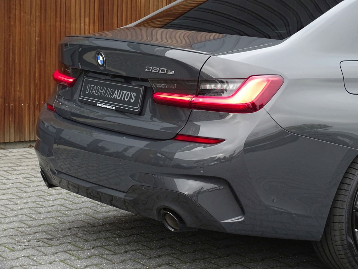BMW 3-serie 330e 292PK M-Sport / Dravitgrau / Laser / ACC / 360° / Head-up /