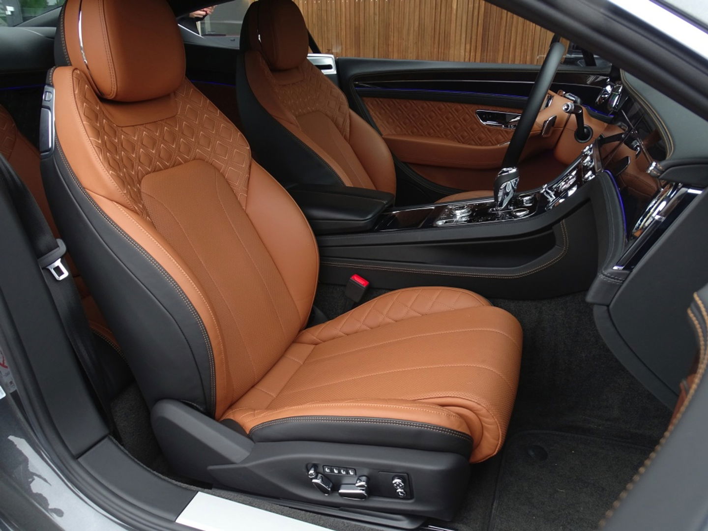 Bentley Continental GT W 6.0 W12 TwinTurbo 636PK / 100 Jahre Ed. / B&O / *NAP*