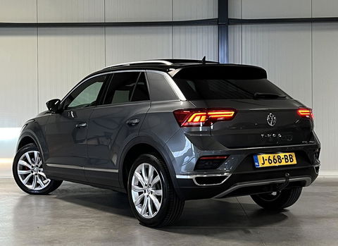 Volkswagen T-Roc 1.5 TSI 150PK Sport Pano Virtual Trekhaak