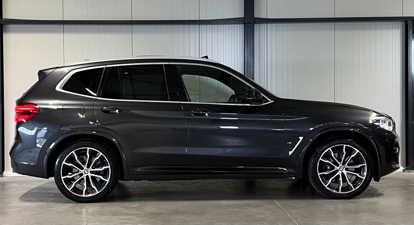 BMW X3 xDrive30e High Executive M-sport Pano Trekhaak Camera