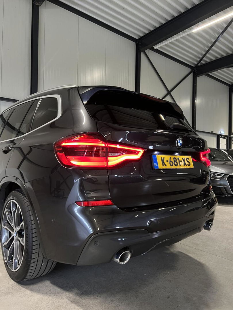 BMW X3 xDrive30e High Executive M-sport Pano Trekhaak Camera