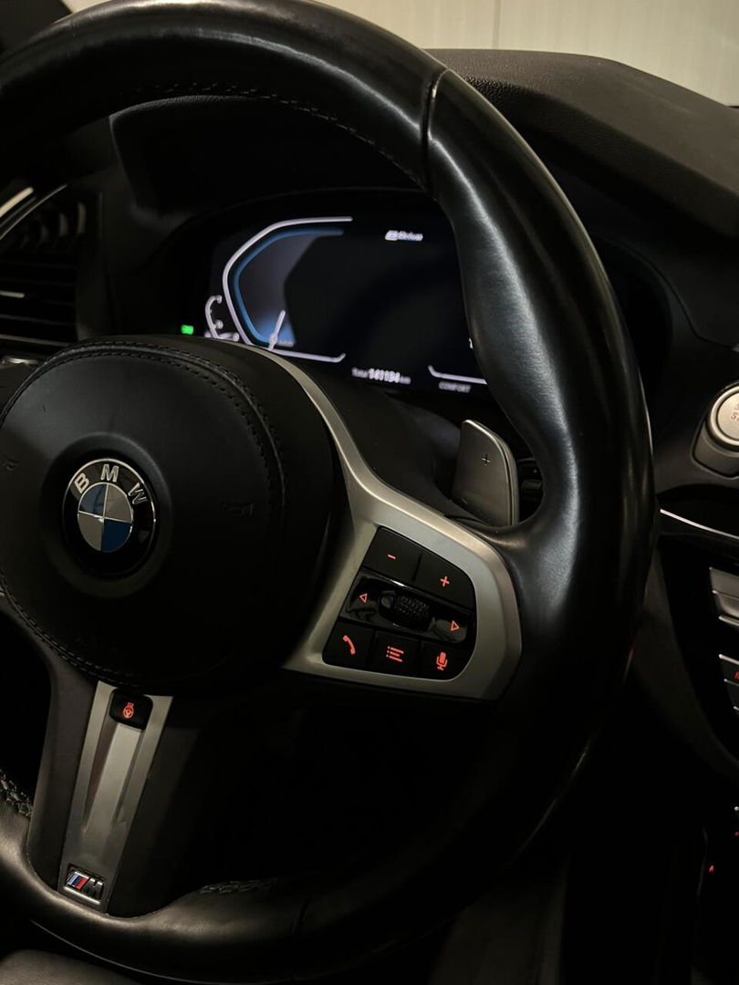 BMW X3 xDrive30e High Executive M-sport Pano Trekhaak Camera