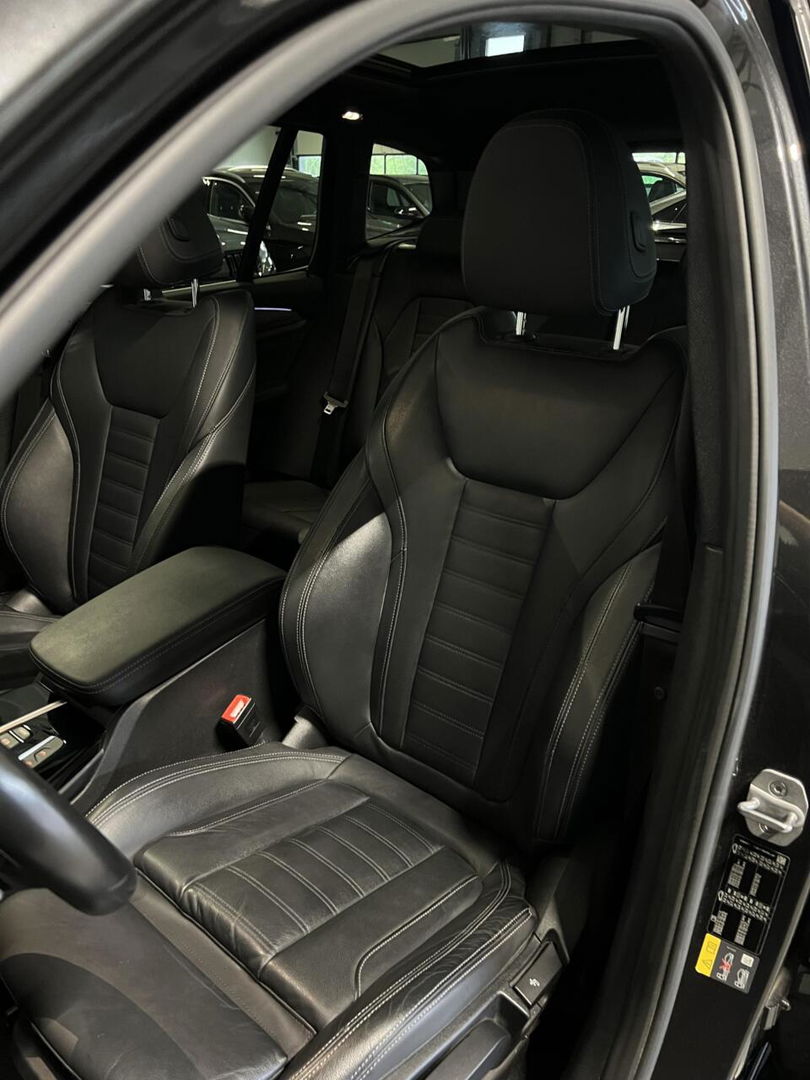 BMW X3 xDrive30e High Executive M-sport Pano Trekhaak Camera