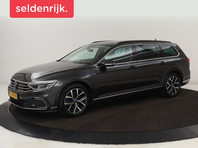 Volkswagen Passat - 1.4 TSI PHEV GTE | Trekhaak | Stoelverwarming | Virtual Cockpit | 360 Camera | Massage | Carplay | Side Assist | Navigatie | Matrix LED