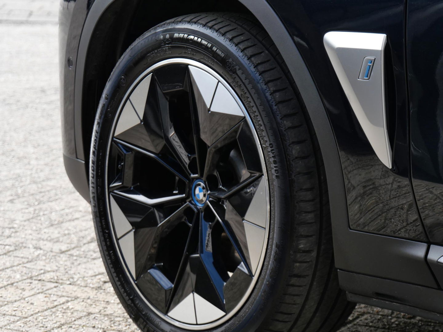 BMW iX3 HIGH EXECUTIVE 80kWh/ HUD/ PANORAMADAK/ LEER/ 360°CAMERA/