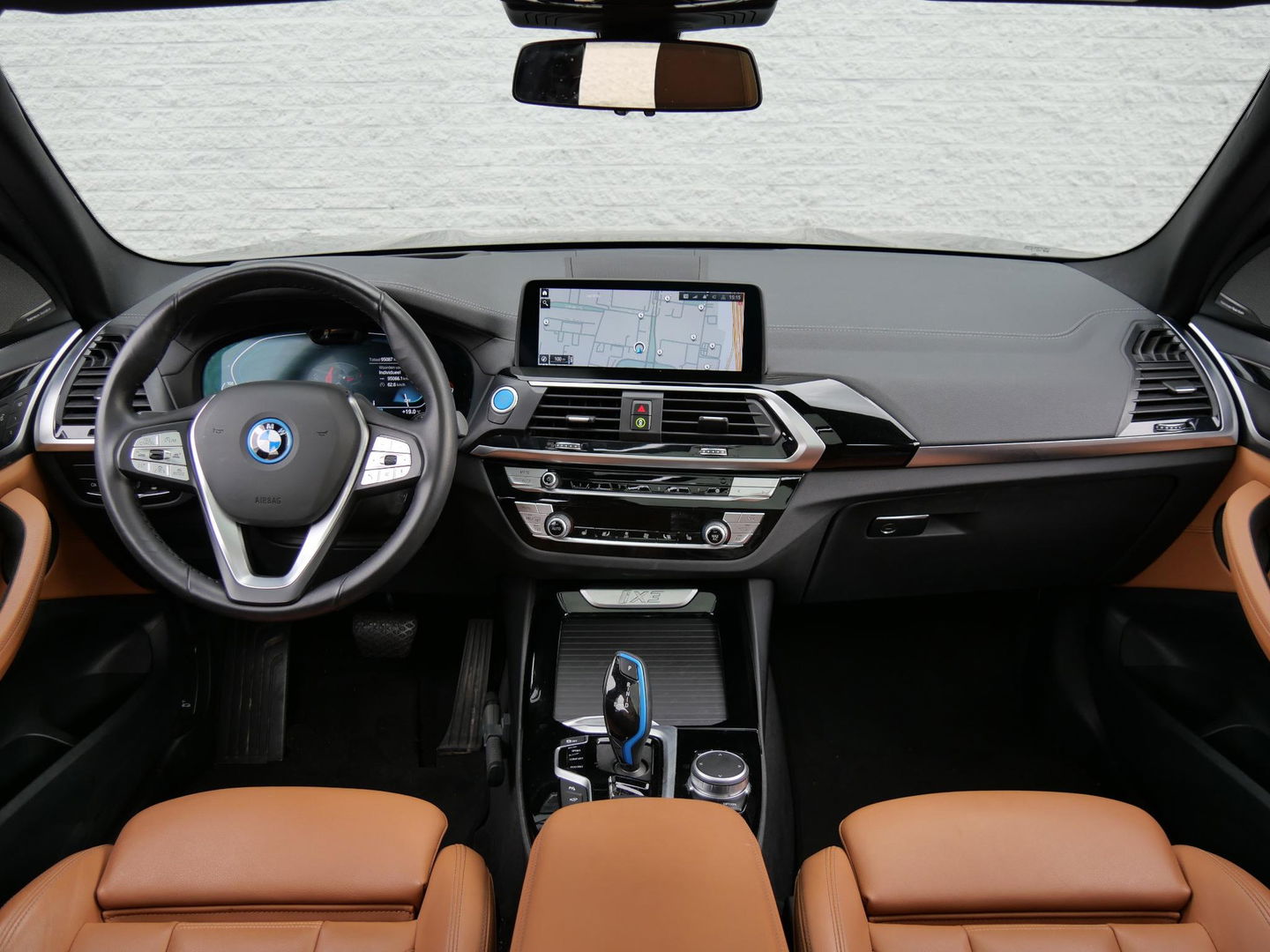 BMW iX3 HIGH EXECUTIVE 80kWh/ HUD/ PANORAMADAK/ LEER/ 360°CAMERA/