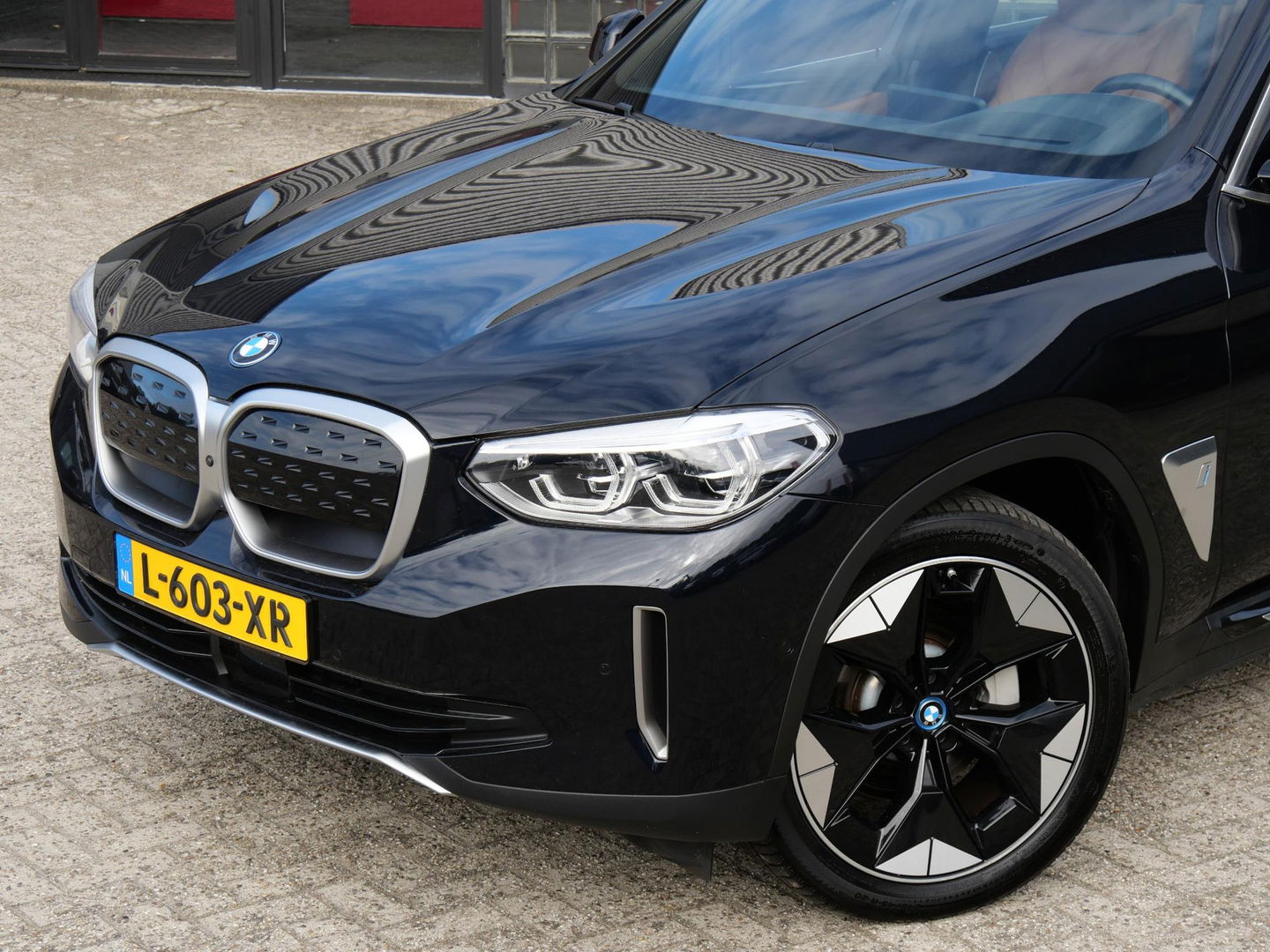 BMW iX3 HIGH EXECUTIVE 80kWh/ HUD/ PANORAMADAK/ LEER/ 360°CAMERA/